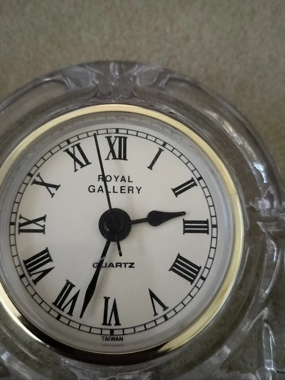 Vintage Royal Gallery 24% Lead Crystal Desk Clock Quartz, Needs Battery